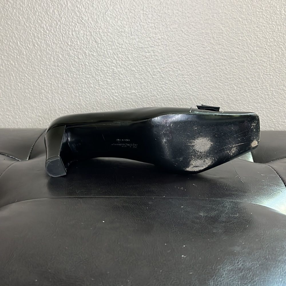 Salvatore Ferragamo Women’s Heel With Bow Shiny Black Patent Leather Size: 8.5‌ - Picture 15 of 15